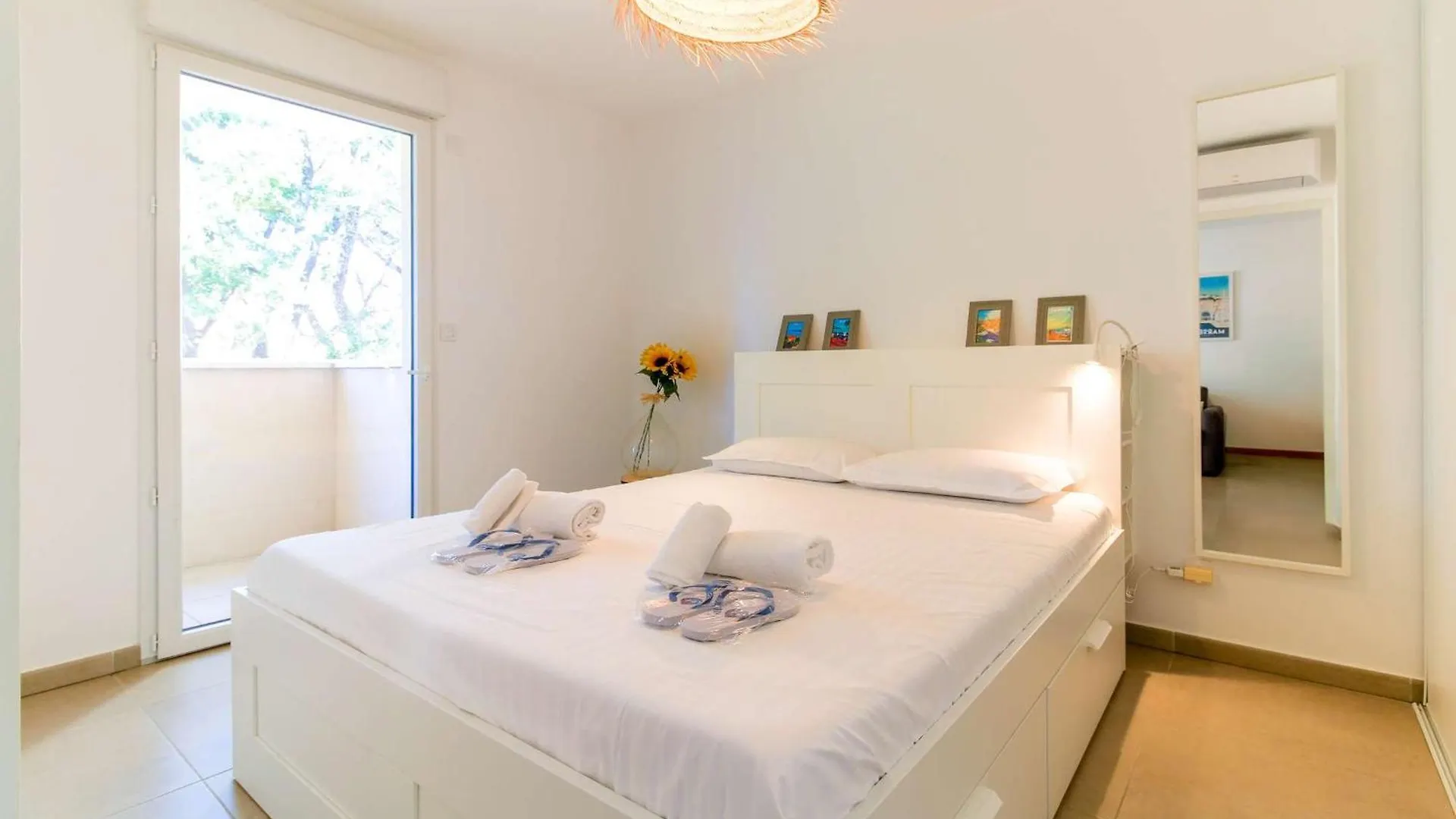 Select'Sohome - Appartement Spacieux Pour 4 Personnes Avec Garage Prive Et Piscine ! - Alcazar-17 봄레미모사 0*,  프랑스