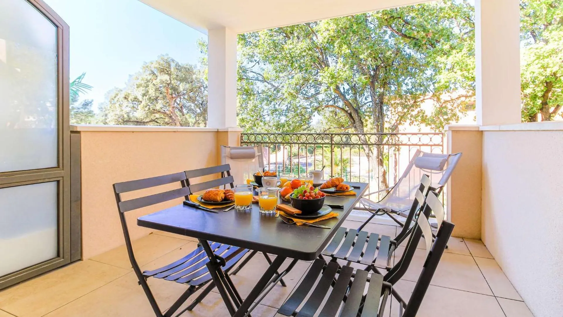 아파트 Select'Sohome - Appartement Spacieux Pour 4 Personnes Avec Garage Prive Et Piscine ! - Alcazar-17 봄레미모사